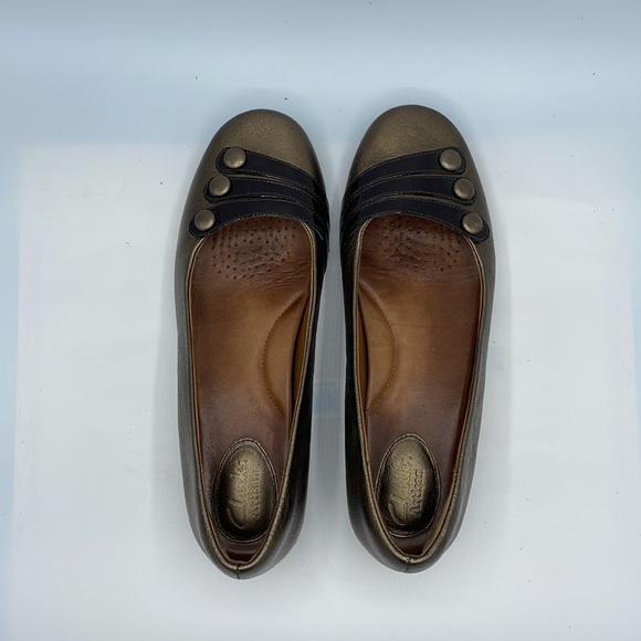 CLARKS WOMEN'S CONCERT DRUM FLAT - Picture 5 of 7